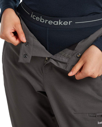 Midnight Navy Coloured Icebreaker Womens Merino 200 Oasis Thermal Leggings on white background 