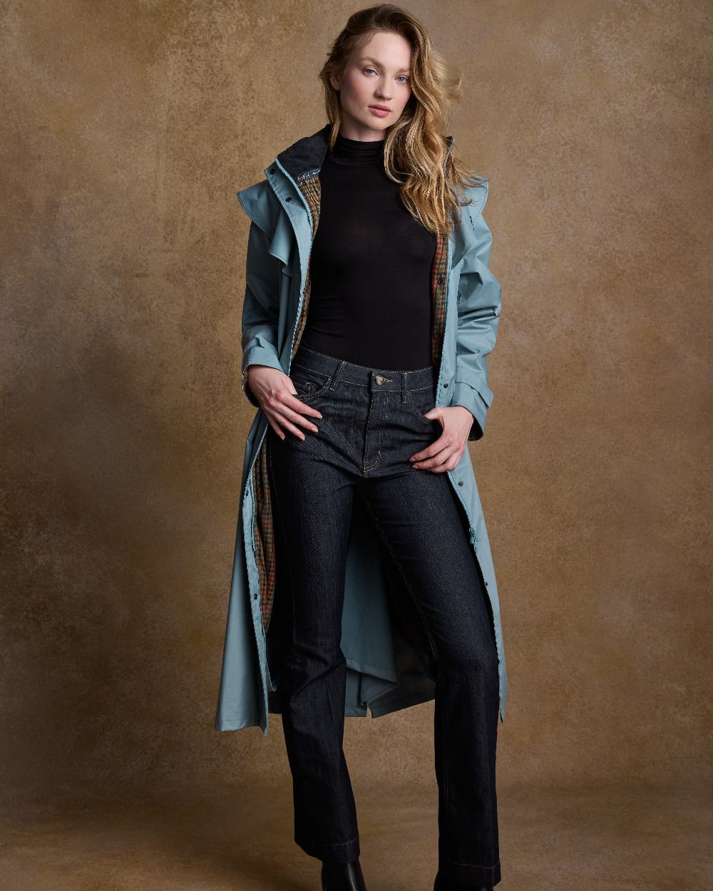 Smokey Blue Coloured Jack Murphy Malvern Ladies Waterproof Bush Coat on indoor background 