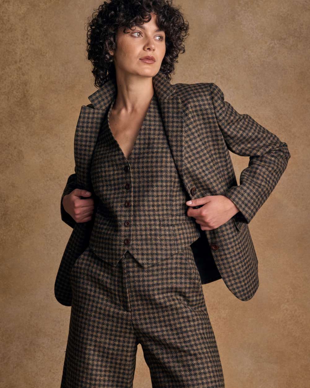 Earth Check coloured Jack Murphy Womens Tara Tweed Hacking Jacket on textured 