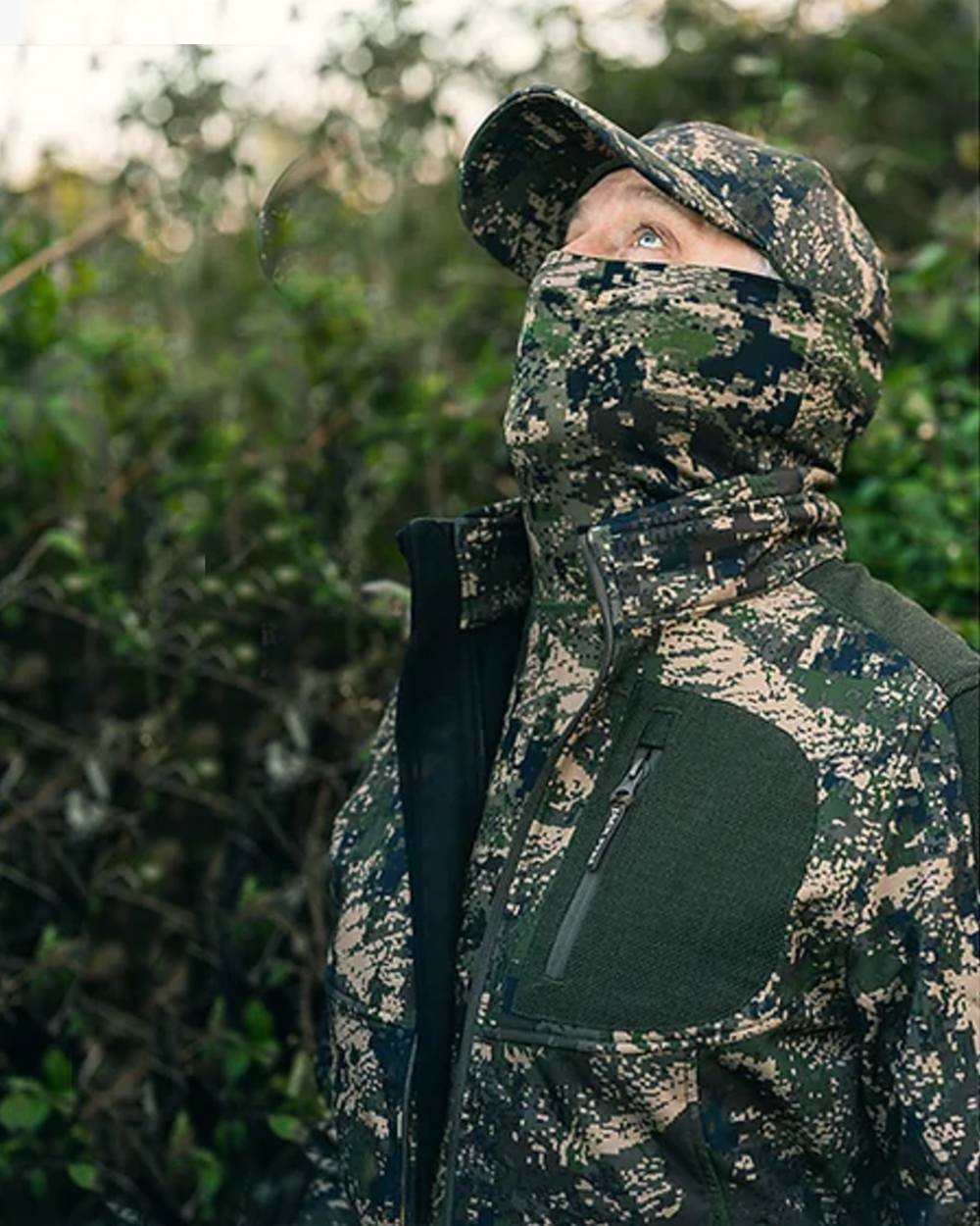 Digicam coloured Jack Pyke Roll Neck Top Evo on forest background 