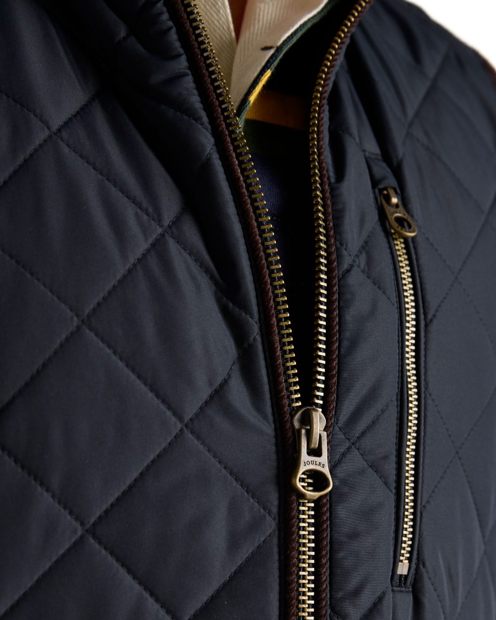 Navy coloured Joules Mens Maynard Diamond Quilted Gilet on white background 