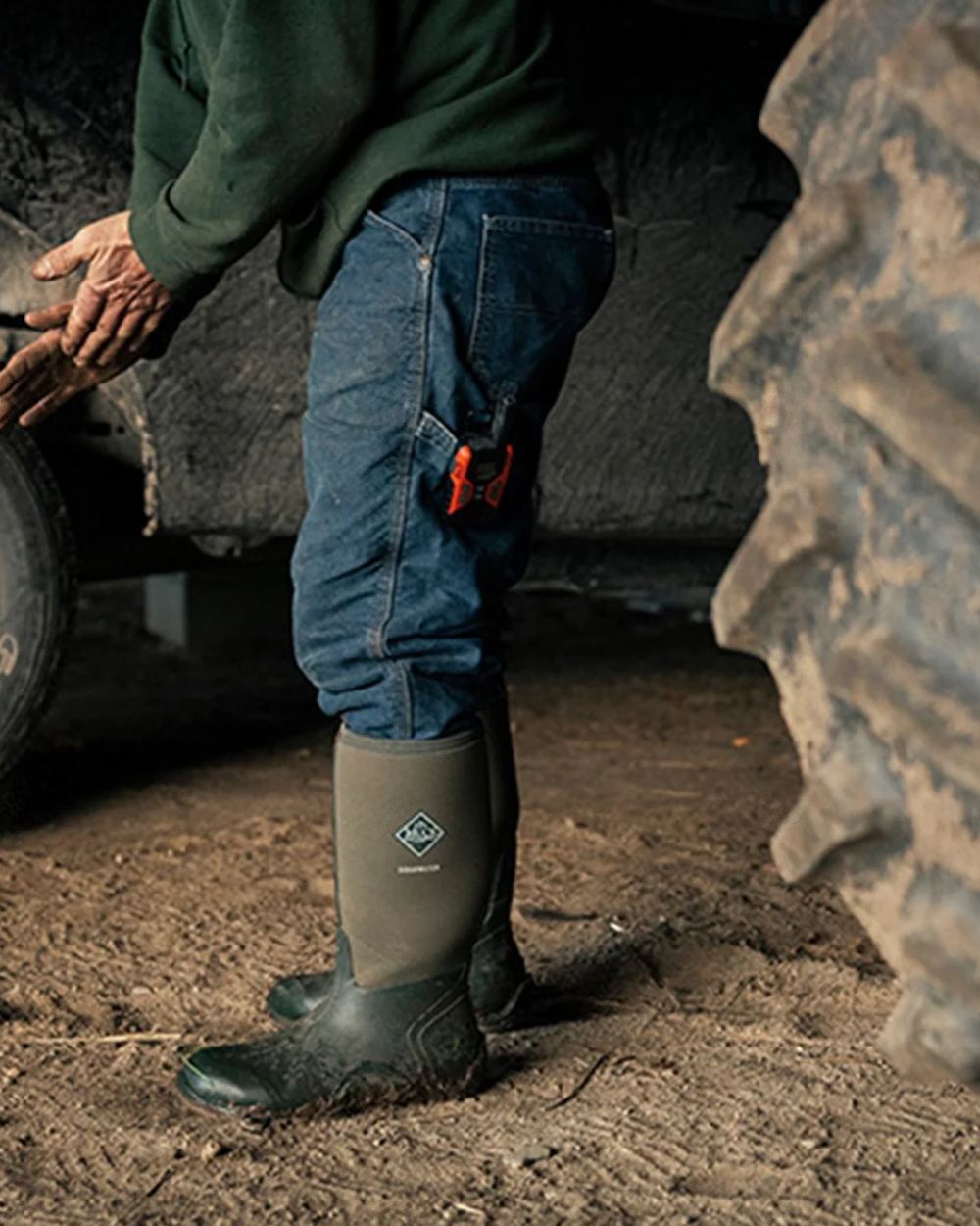 Moss Coloured Muck Boots Unisex Edgewater Classic Tall Boots On A Farm Background 