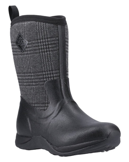 Black Plaid Coloured Muck Boots Womens Arctic Weekend Mid Wellingtons on white background 