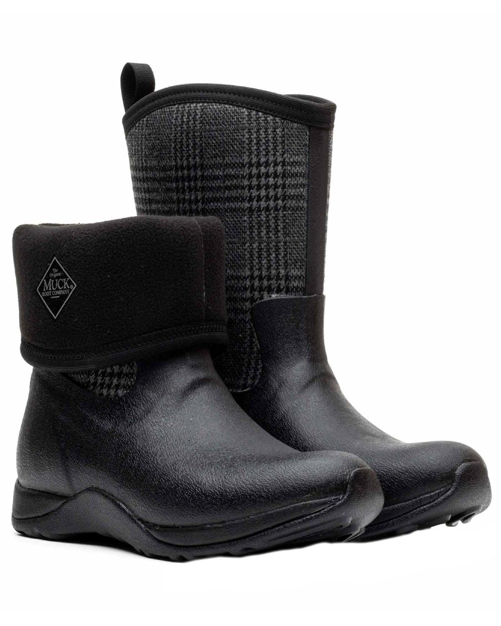 Black Plaid Coloured Muck Boots Womens Arctic Weekend Mid Wellingtons on white background 