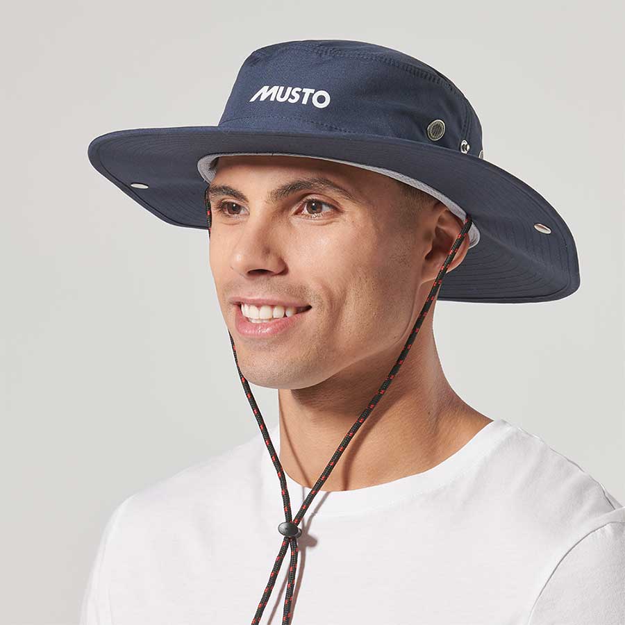 Navy Musto Evolution Fast Dry Brimmed Hat 