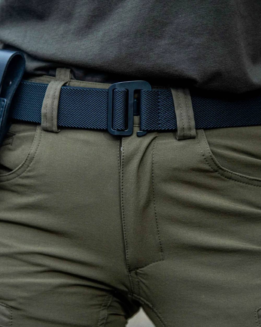 Black coloured Northern Hunting Fluks Belt For Outdoor on outdoor background 