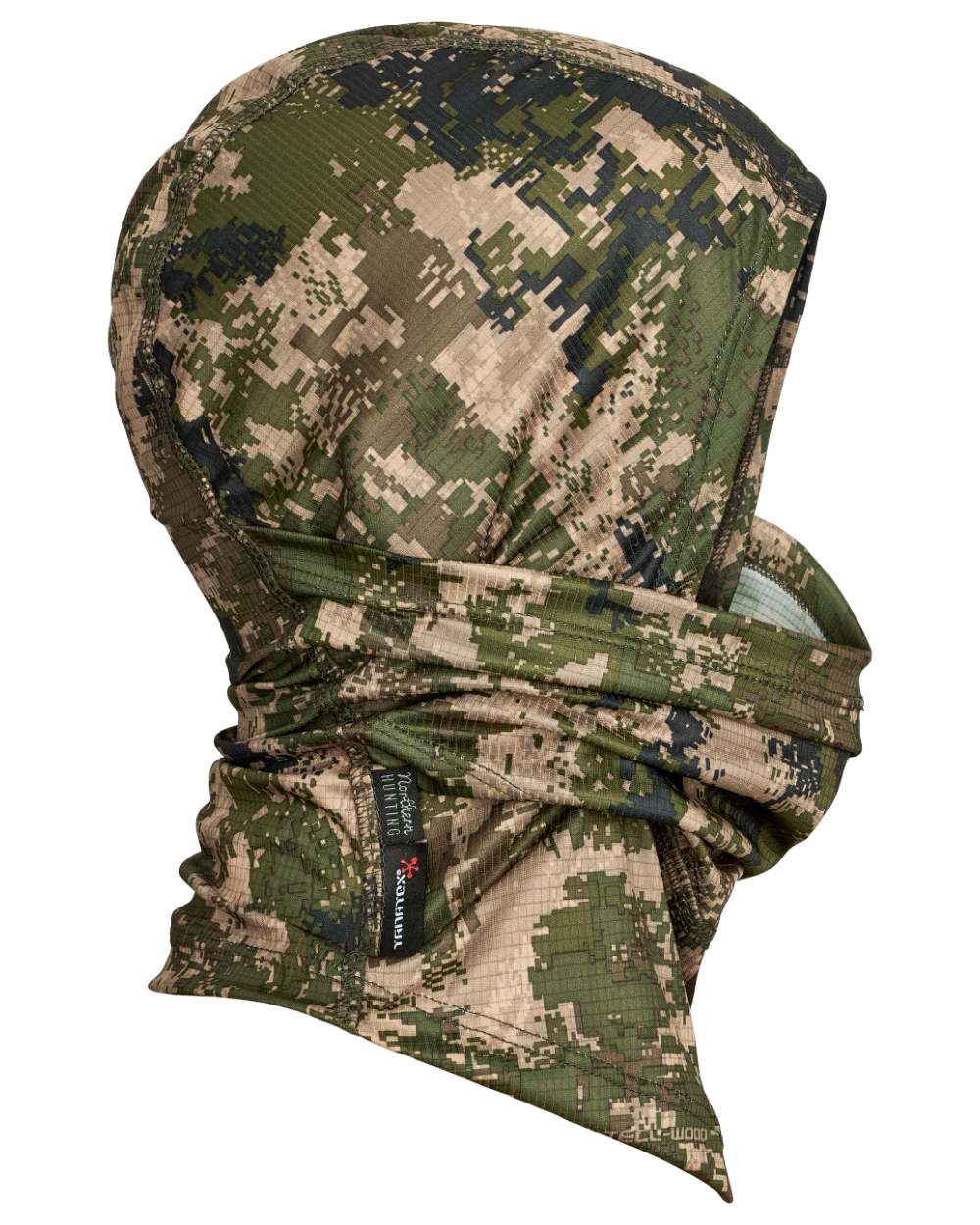 Camo coloured Northern Hunting Magnor Tanatex Fleece Balaclava on white background 
