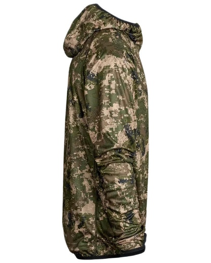 Camo coloured Northern Hunting Mens Arild Tanatex Ultra Lightweight Hunting Jacket on white background 