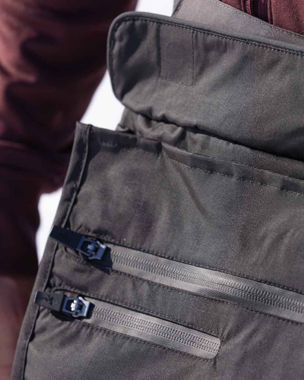 Black Dark Anthracite Coloured Pinewood Dog Sports Utility Belt on snow background 