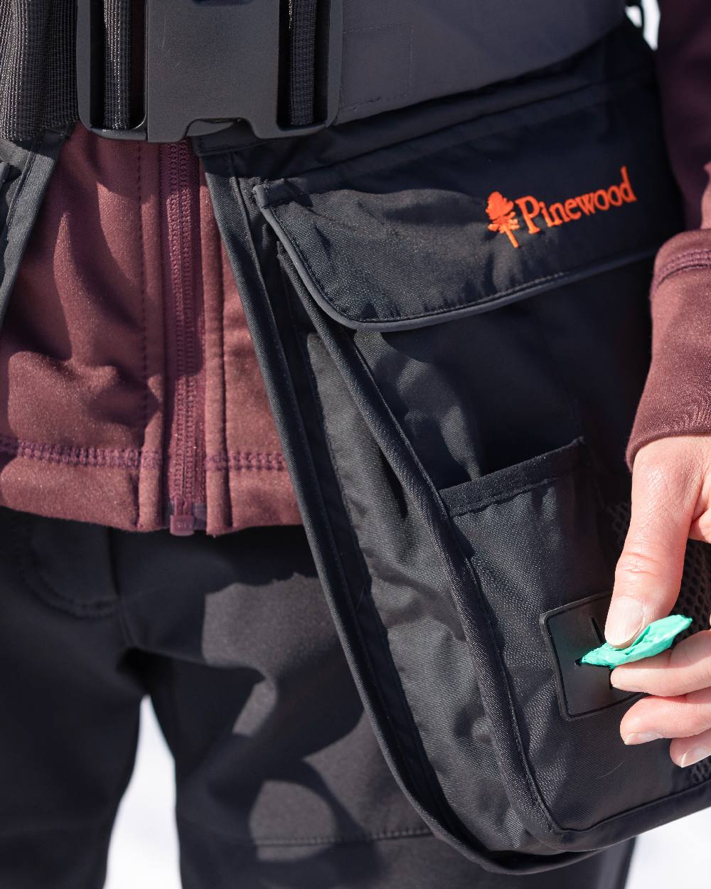 Black Dark Anthracite Coloured Pinewood Dog Sports Utility Belt on white background 