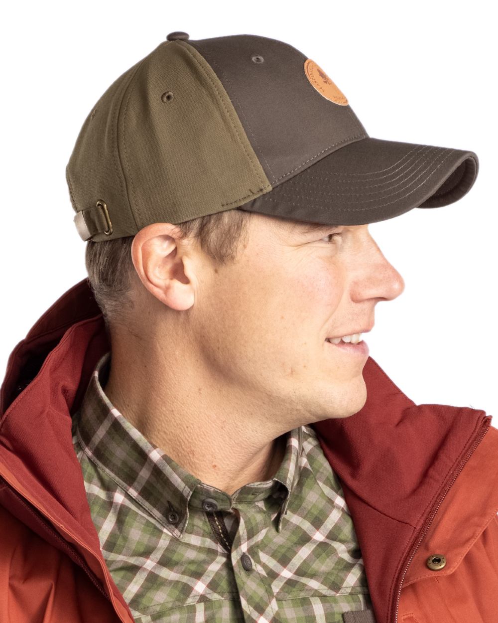 Dark Olive Hunting Olive Coloured Pinewood Finnveden Hybrid Cap on White background 
