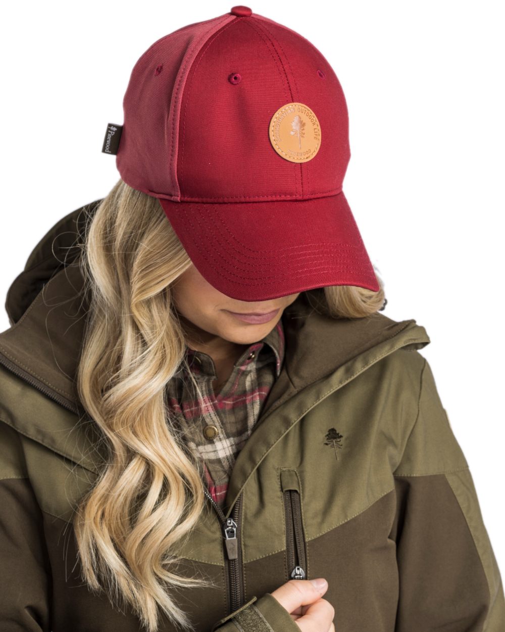 Dark Tomato Dark Red Coloured Pinewood Finnveden Hybrid Cap on white background 