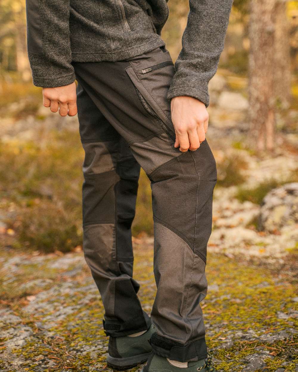 Dark Anthracite Black Coloured Pinewood Mens Caribou TC-Lite Trousers on outdoor background 