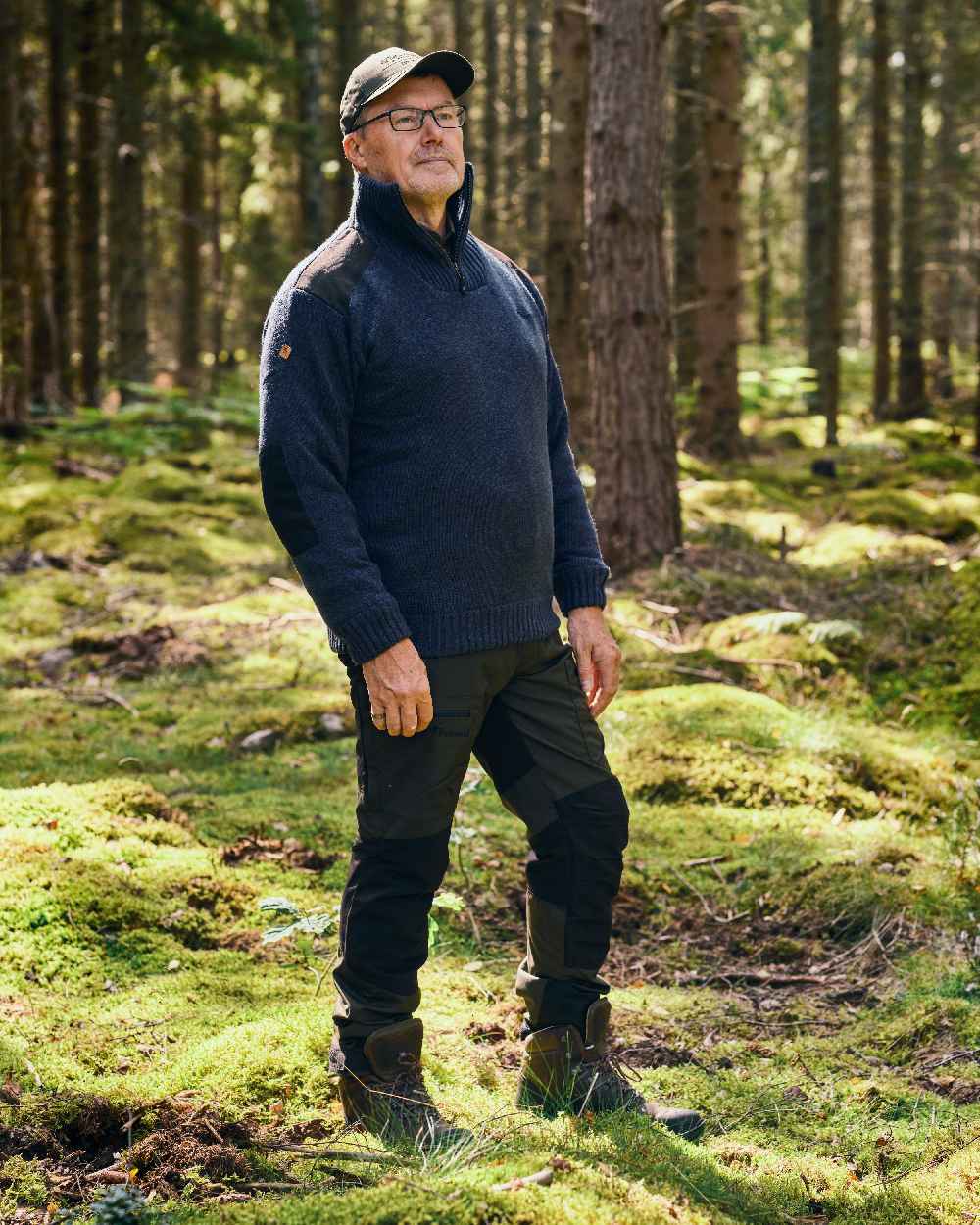 Moss Green Black Coloured Pinewood Mens Caribou Tc Extreme Trousers on forest background 