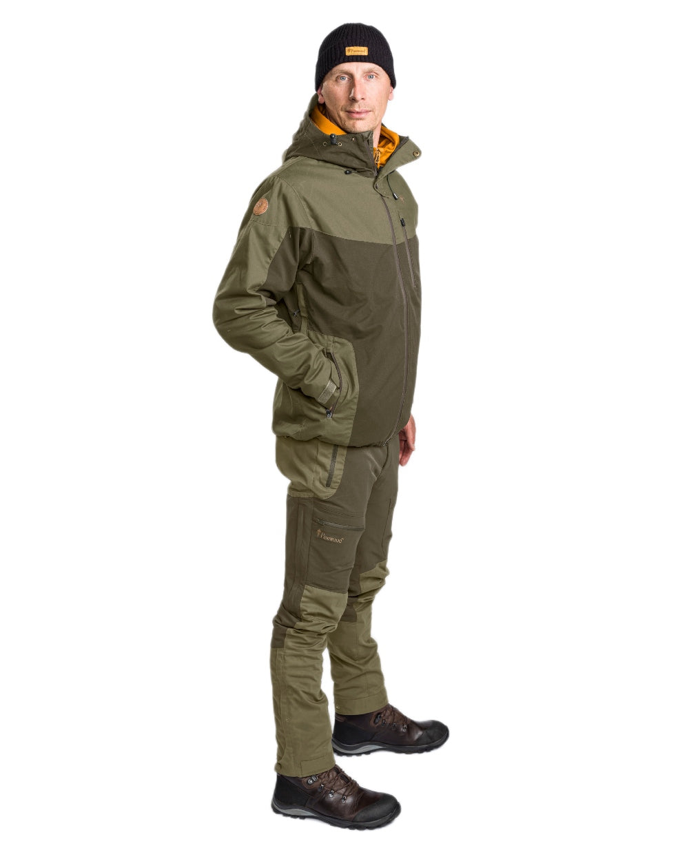 Dark Olive Hunting Olive Coloured Pinewood Mens Finnveden Hybrid Extreme Jacket on white background 