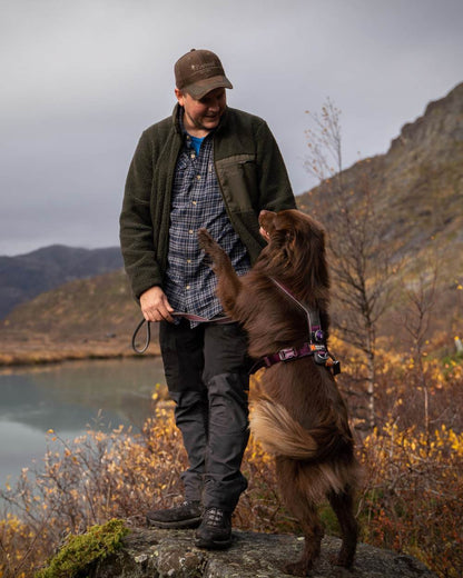 Black Dark Anthracite Coloured Pinewood Mens Finnveden Hybrid Extreme Trousers on outdoor background 