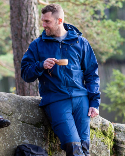 Dark Dive Coloured Pinewood Mens Finnveden Hybrid Jacket on forest background 