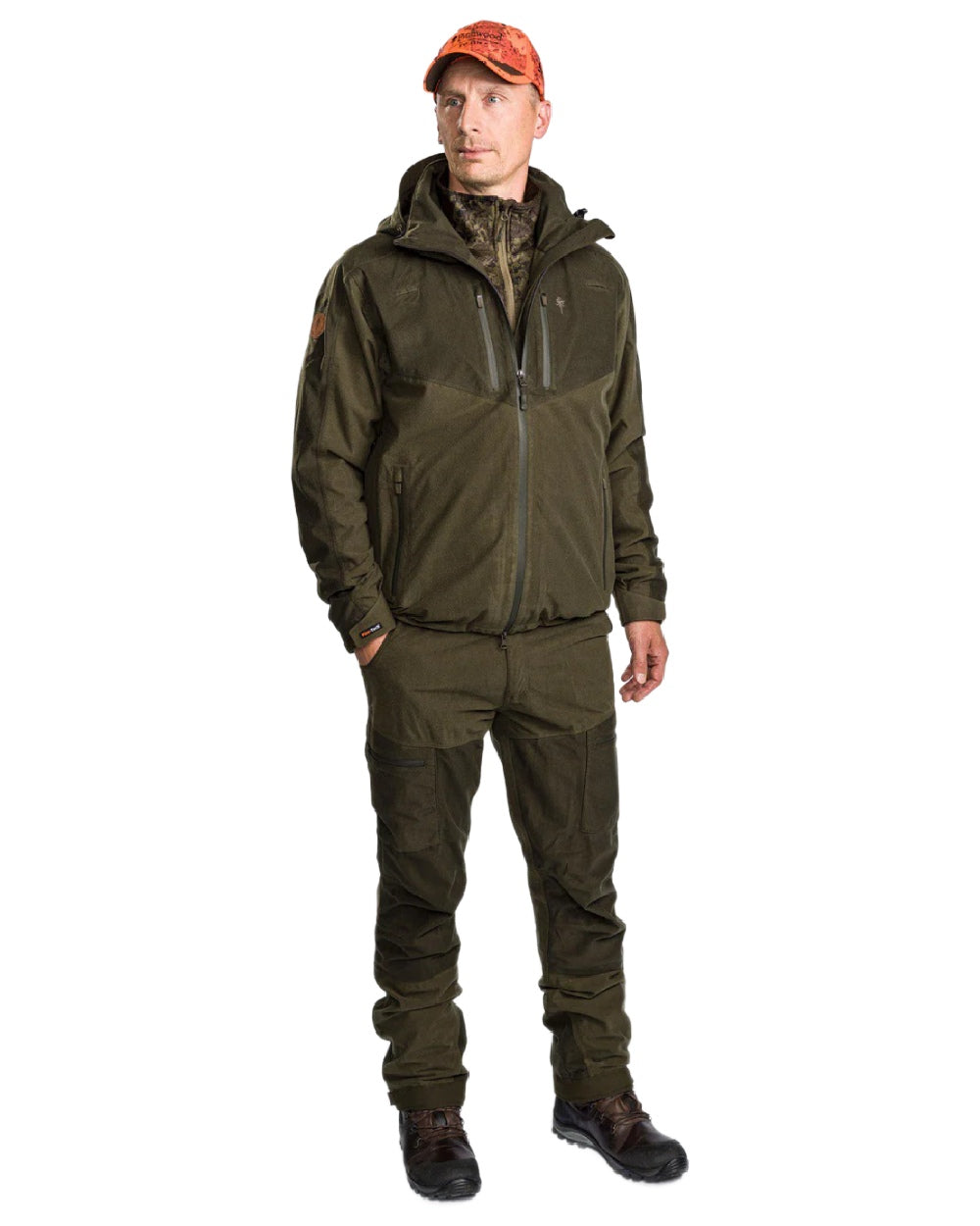 Moss green coloured Pinewood Mens Furudal Retriever Active Jacket on white background 