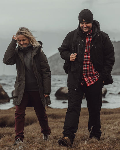 Red Navy Coloured Pinewood Mens Harjedalen Shirt on outdoor background 