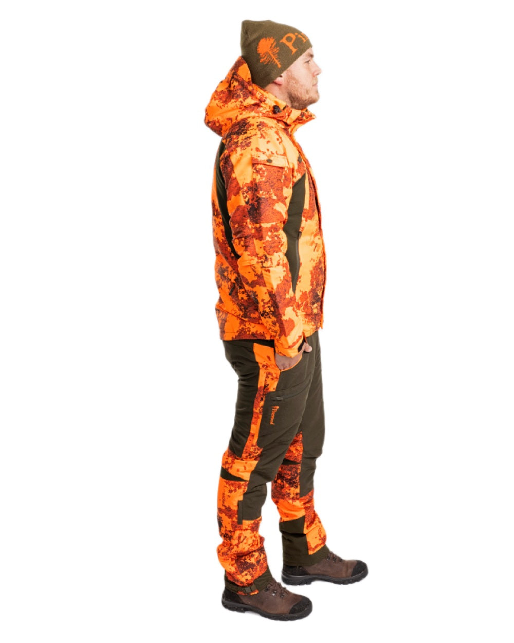 Strata Blaze Coloured Pinewood Mens Hunter Pro Xtreme 2.0 Camou Jacket on white background 