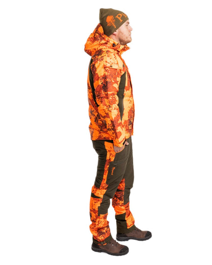 Strata Blaze Coloured Pinewood Mens Hunter Pro Xtreme 2.0 Camou Jacket on white background 