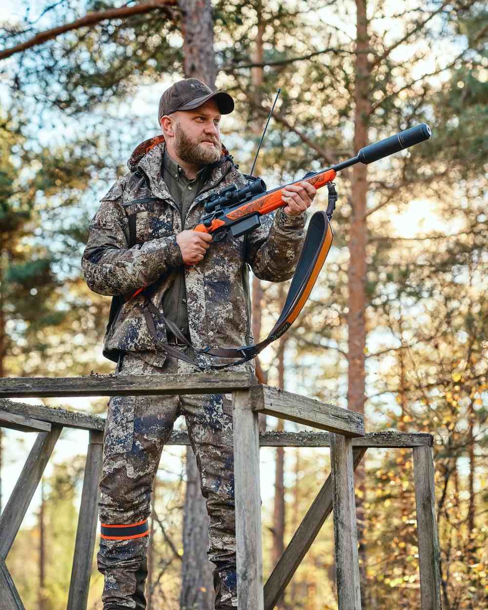 Strata Coloured Pinewood Mens Hunter Pro Xtreme 2.0 Camou Jacket on forest background 