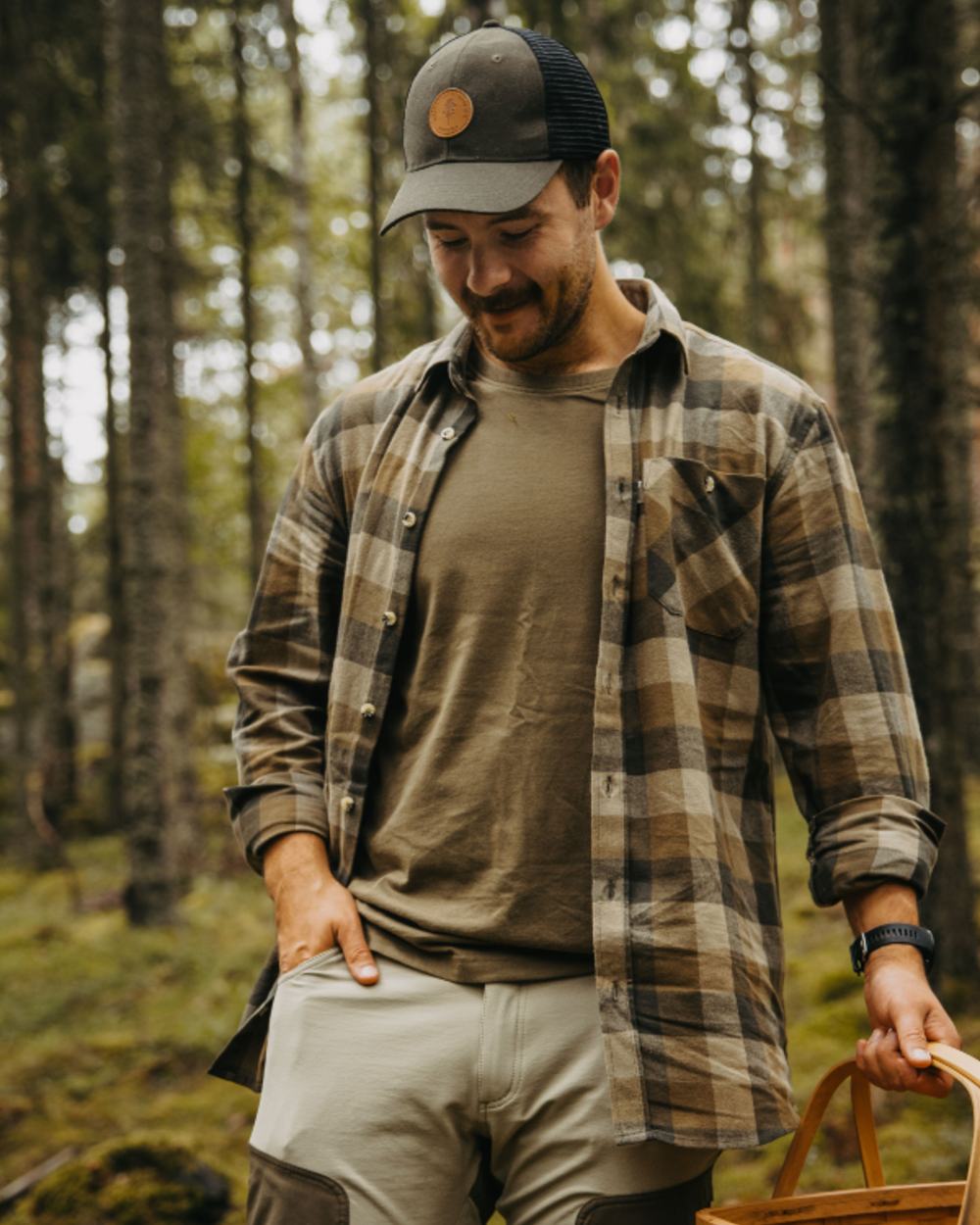 Olive White Dark Anthracite coloured Pinewood Mens Outdoor 3-Pack T-Shirt on forest background 