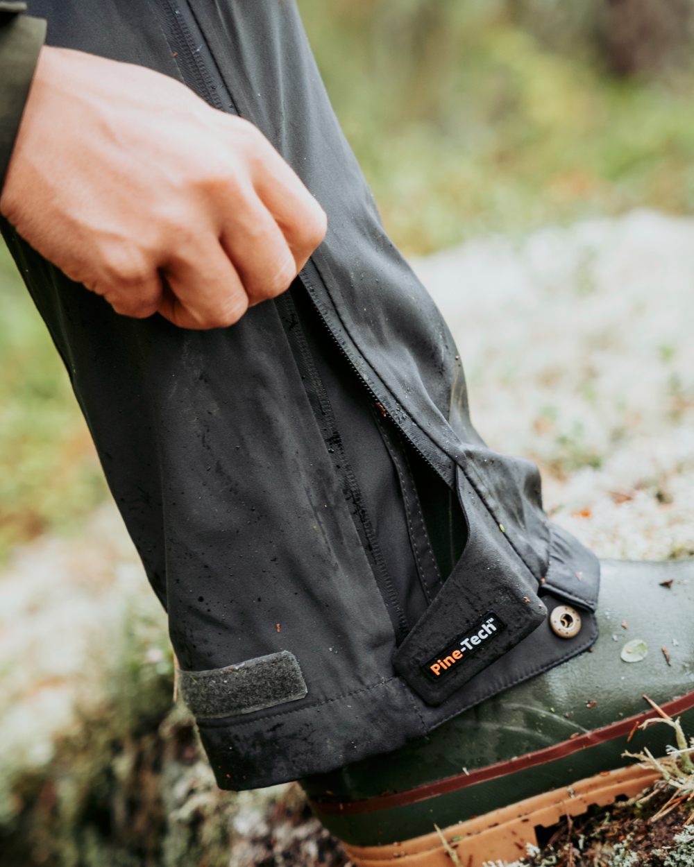 Dark Anthracite Coloured Pinewood Mens Telluz Trousers on forest background 