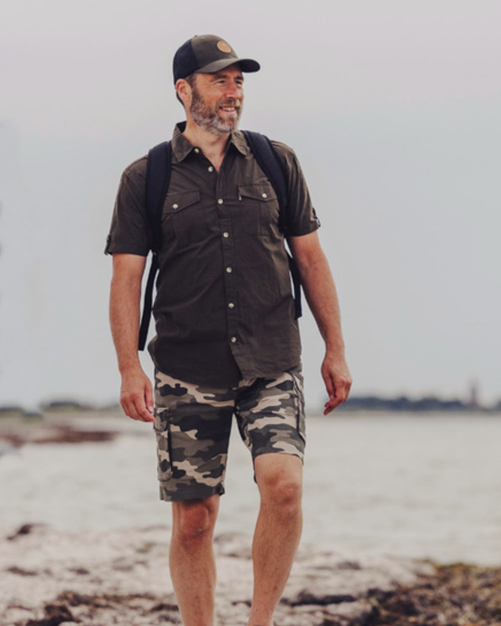 Khaki Camouflage Coloured Pinewood Mens Värnamo Serengeti sea on white background 