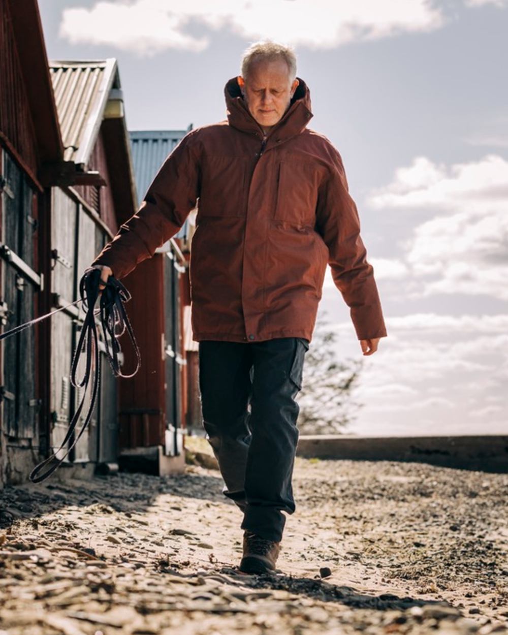 Dark Anthracite Coloured Pinewood Mens Värnamo Serengeti Trousers on outdoor background 