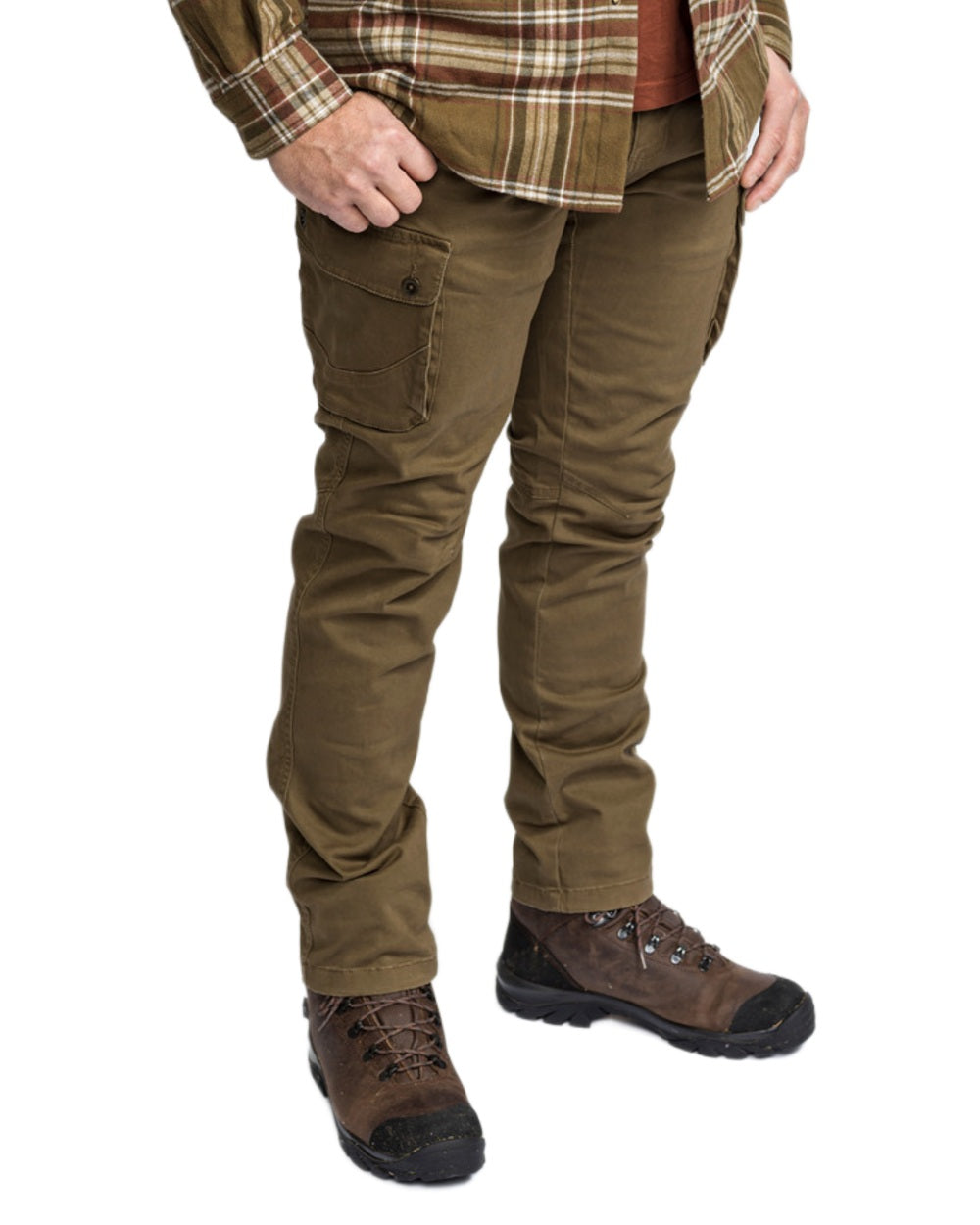 Hunting Olive Coloured Pinewood Mens Värnamo Serengeti Trousers on white background 