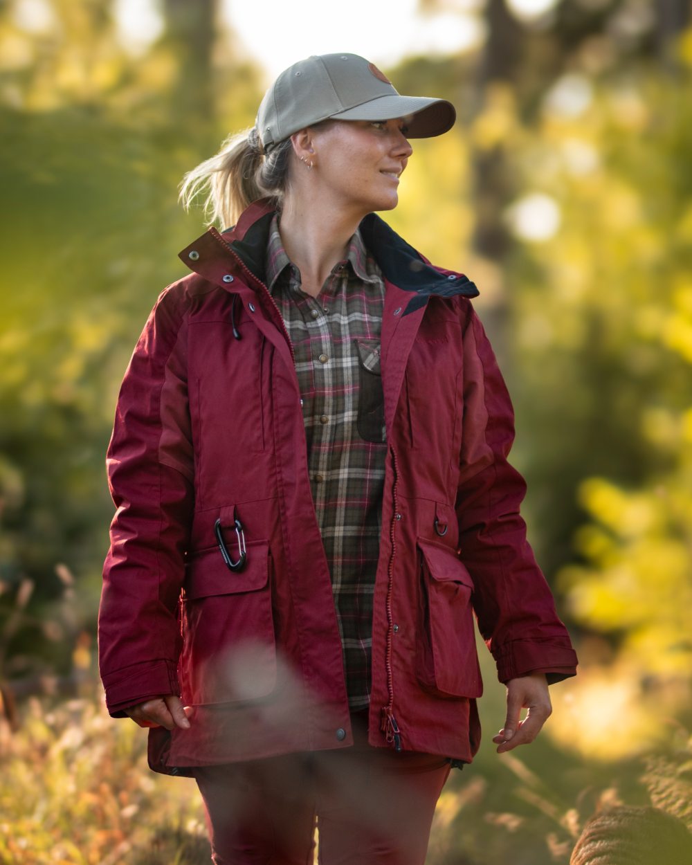 Hunter Olive Plum Coloured Pinewood Womens Prestwick Exclusive Shirt on forest background 