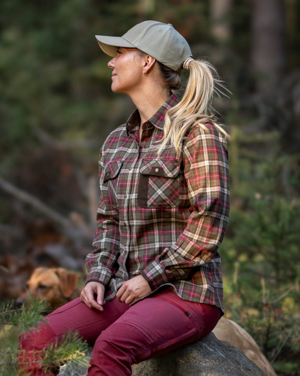 Hunter Olive Plum Coloured Pinewood Womens Prestwick Exclusive Shirt on forest background 
