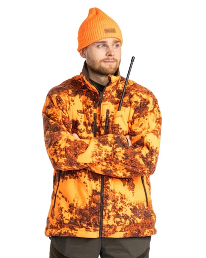 Pinewood Furudal Reversible Camou Fleece Jacket in Hunting Brown/Strata Blaze 