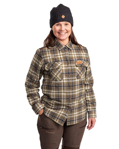 Pinewood Womens Douglas Shirt in Hunting Olive/Light Khaki 