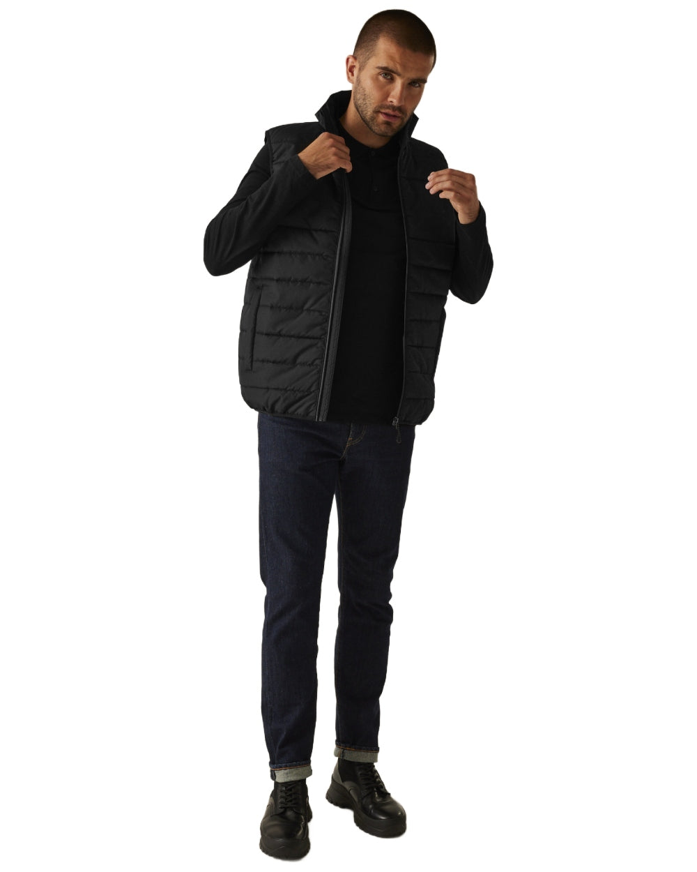 Black coloured Regatta Mens Essential Thermal Bodywarmer on white background 