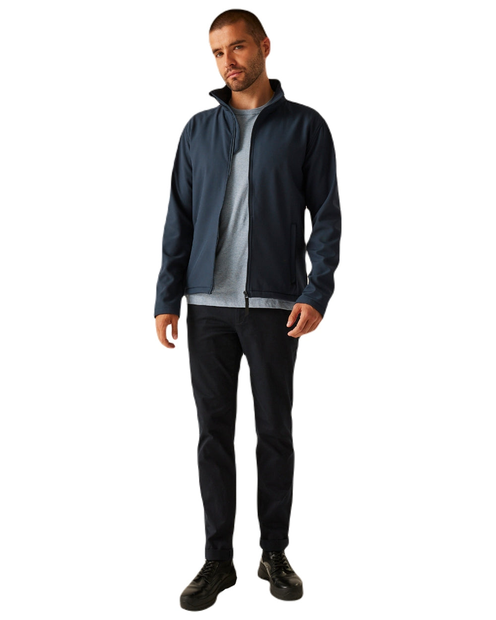 Navy coloured Regatta Mens Reid Softshell Jacket on white background 