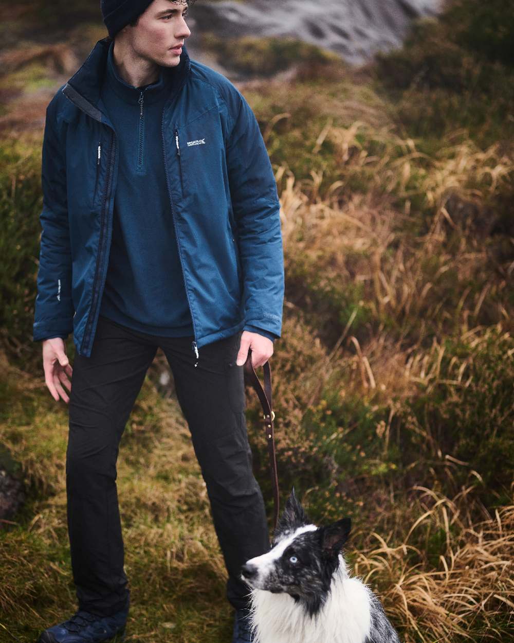 Navy Coloured Regatta Mens Thompson Lightweight Half Zip Fleece on outdoor background 