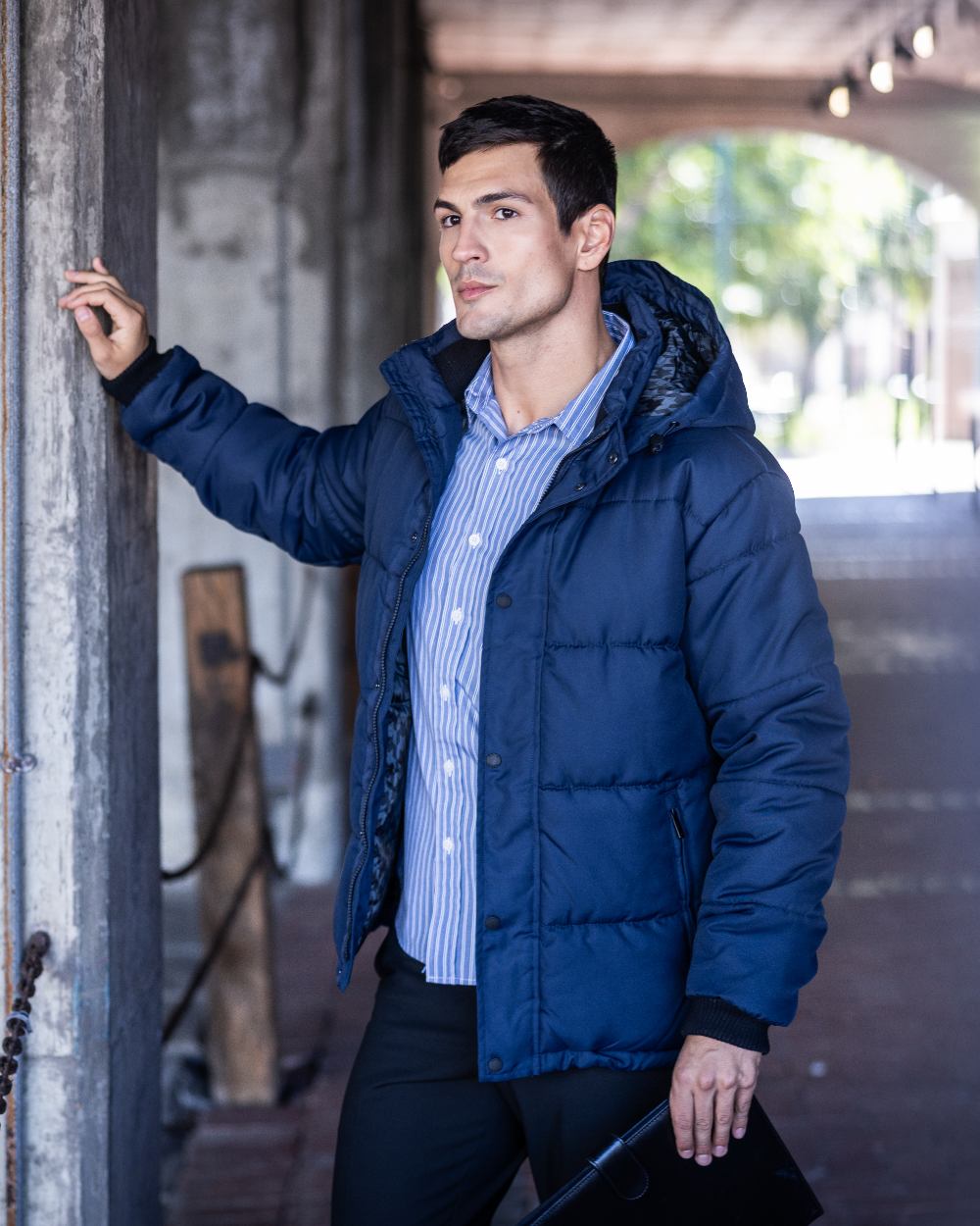 Navy coloured Regatta Professional Mens Northdale Insulated Jacket on outdoor background 