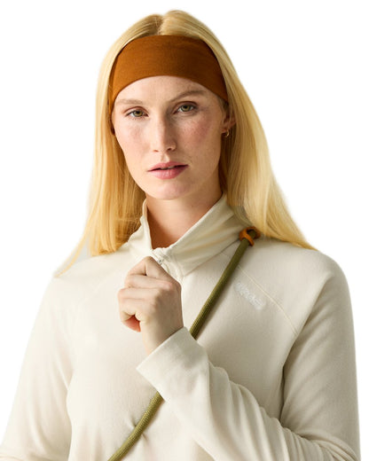 Light Vanilla White Coloured Regatta Womens Montes Lightweight Half-Zip Fleece on white background 