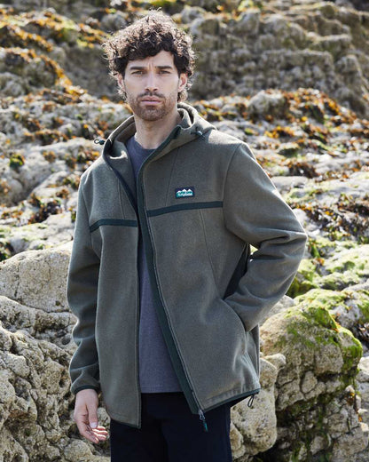Ivy Green Coloured Ridgeline Kodiak Fleece Jacket on outdoor background 