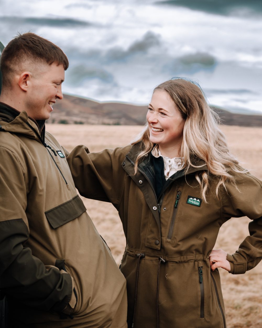 Teak Coloured Ridgeline Ladies Monsoon Nordic Smock on field background 