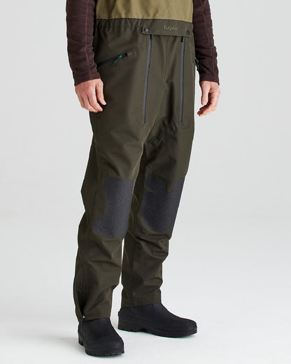 Deep Forest coloured Ridgeline Mens Agri Pro Bib &amp; Brace on grey background 