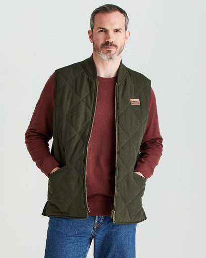 Deep Forest coloured Ridgeline Mens Wester Skeld Gilet on grey background 