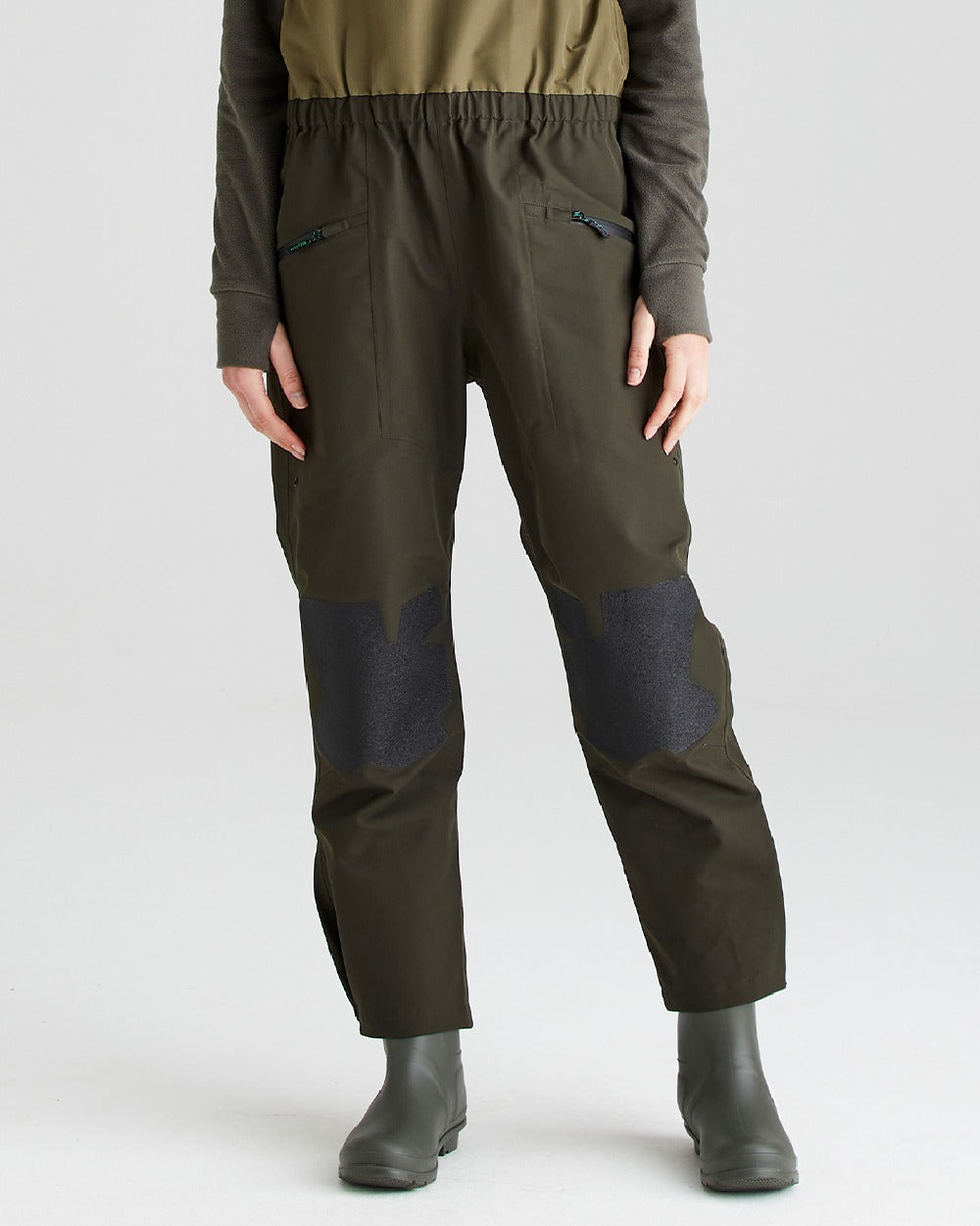 Deep Forest coloured Ridgeline Womens Agri Pro Bib &amp; Brace on grey background 