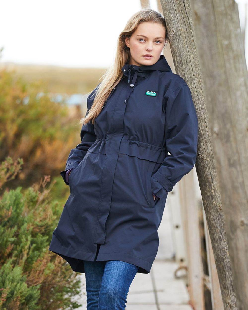 Navy Coloured Ridgeline Womens Blakeney Parka on outdoor background 