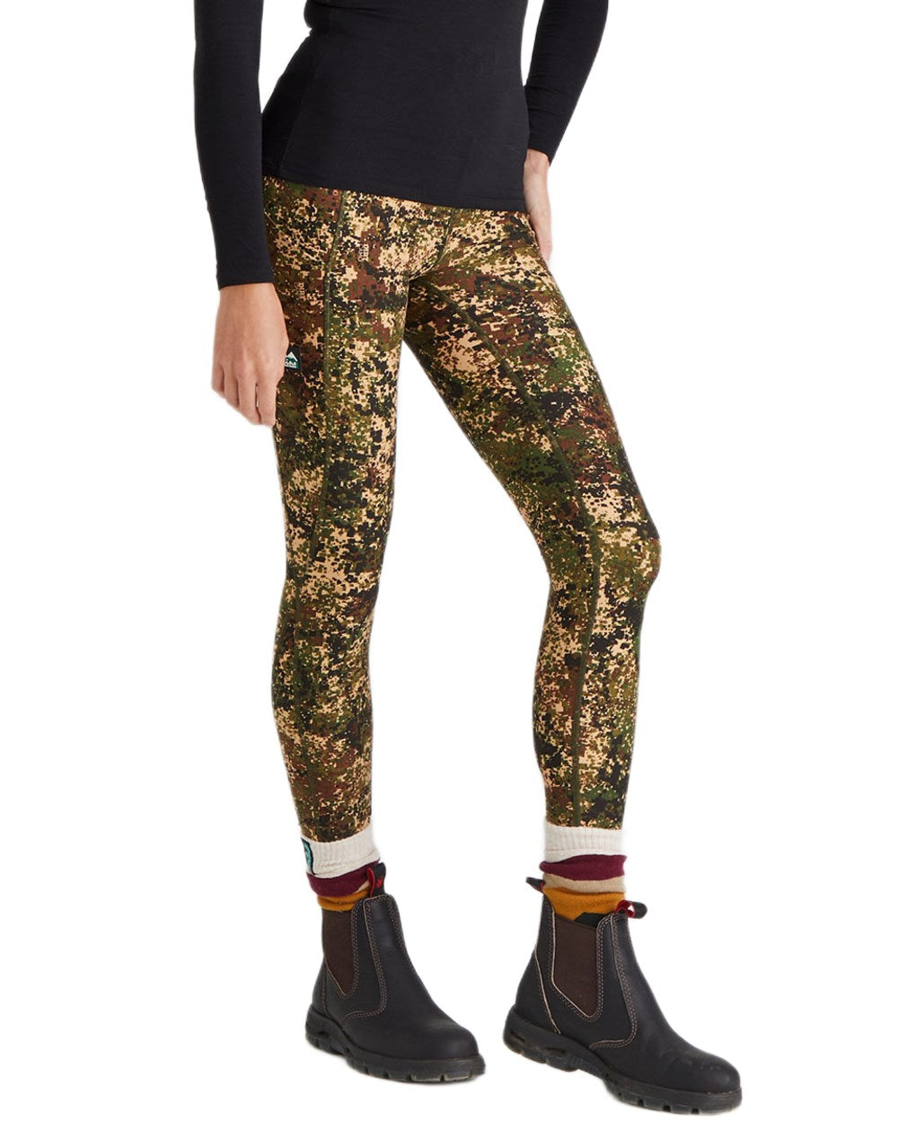 Dirt-Camo coloured Ridgeline Womens Infinity Leggings on white background 