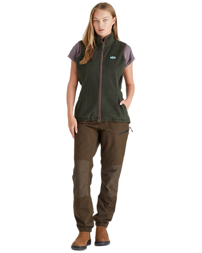 Deep Forest coloured Ridgeline Womens Kodiak Gilet on white background 