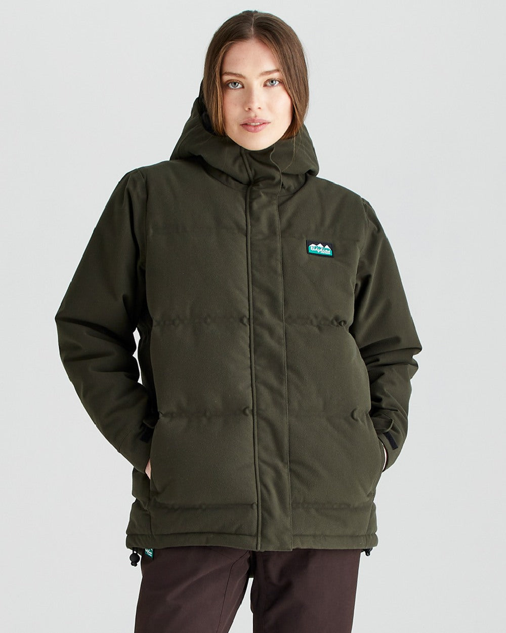 Deep Forest coloured Ridgeline Womens Taiga Thermal Jacket on grey background 