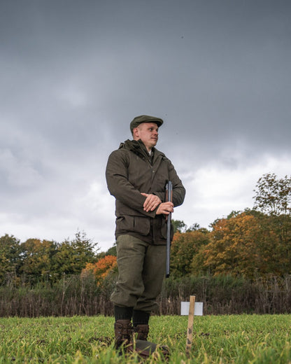 Light Pine Coloured Seeland Highpoint Jacket on outdoor background 